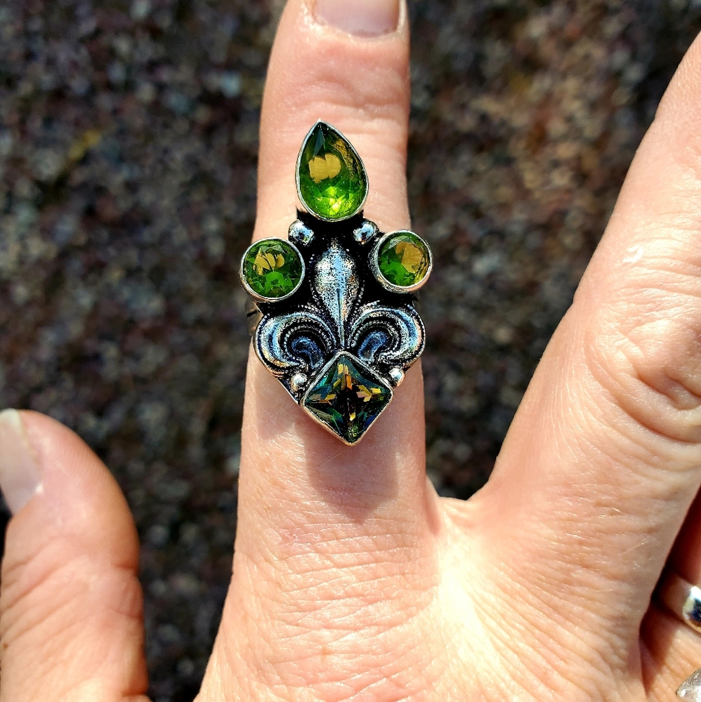 ***Sale*** New Mystic Topaz & Peridot Fleur-de-lis 925 Silver Ring._4